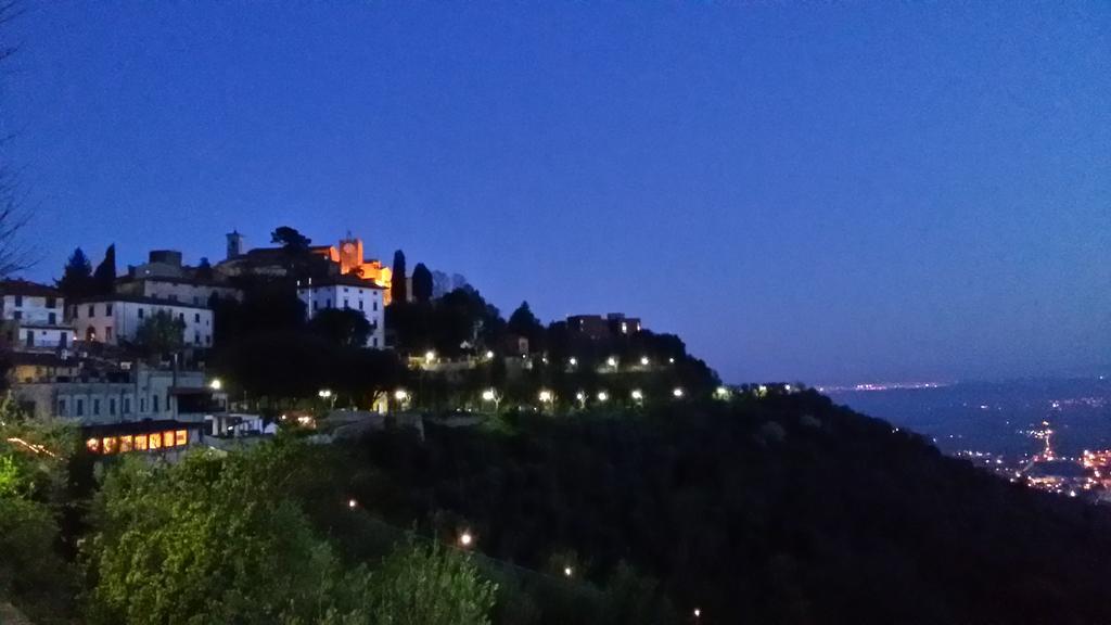 Affittacamere Gir Di Mura Montecatini Terme Exterior foto